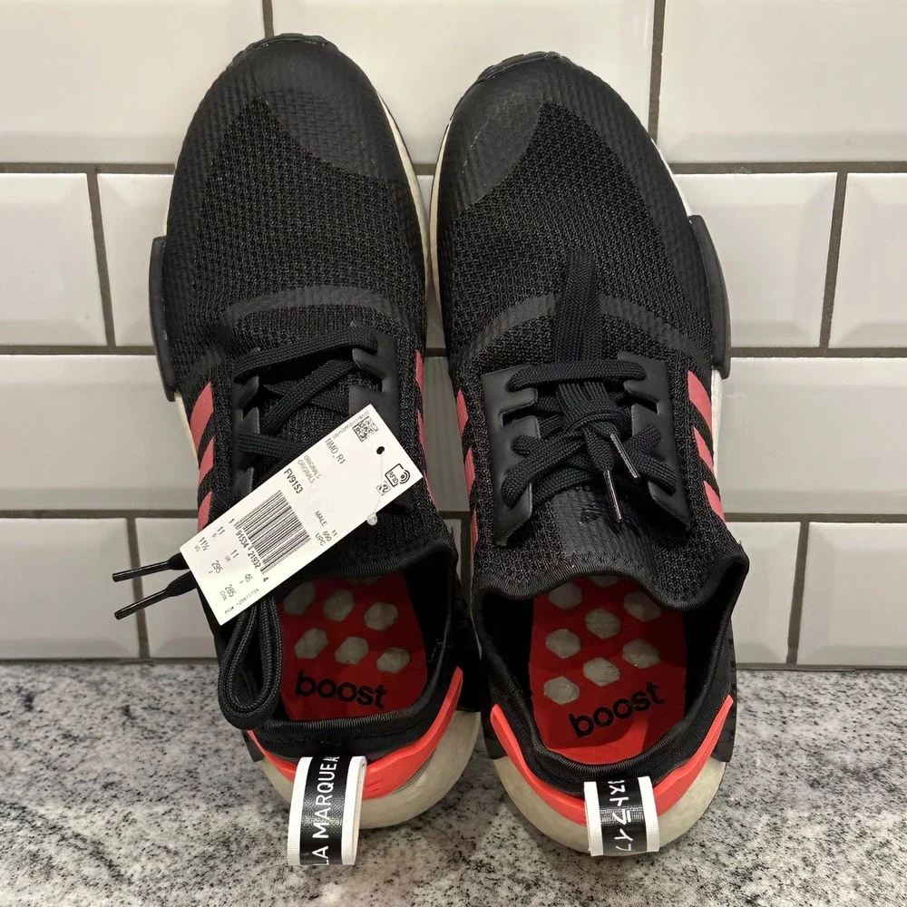 Adidas NMD R1 FV9153 Black Pink Boost Mens Running Lifestyle Shoes Sz‎ 11.5